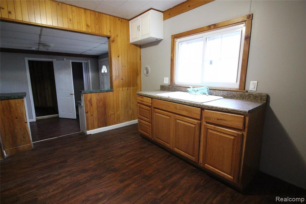 26812 Beverly Road Taylor, MI 48180 - Photo 6 of 15