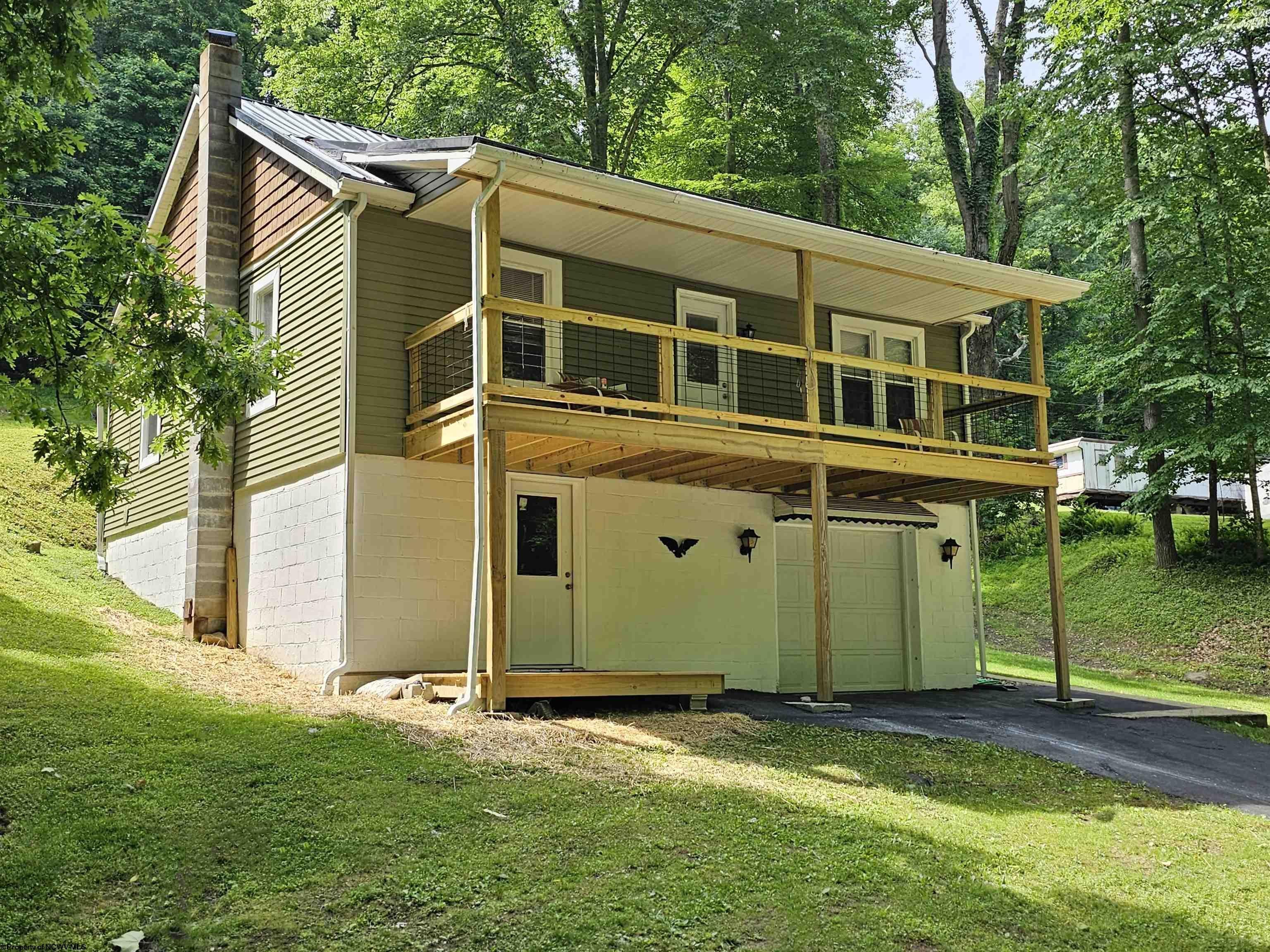 1418 Bunner Ridge Road Fairmont, WV 26554 - Photo 1 of 25 Gallery Image 1