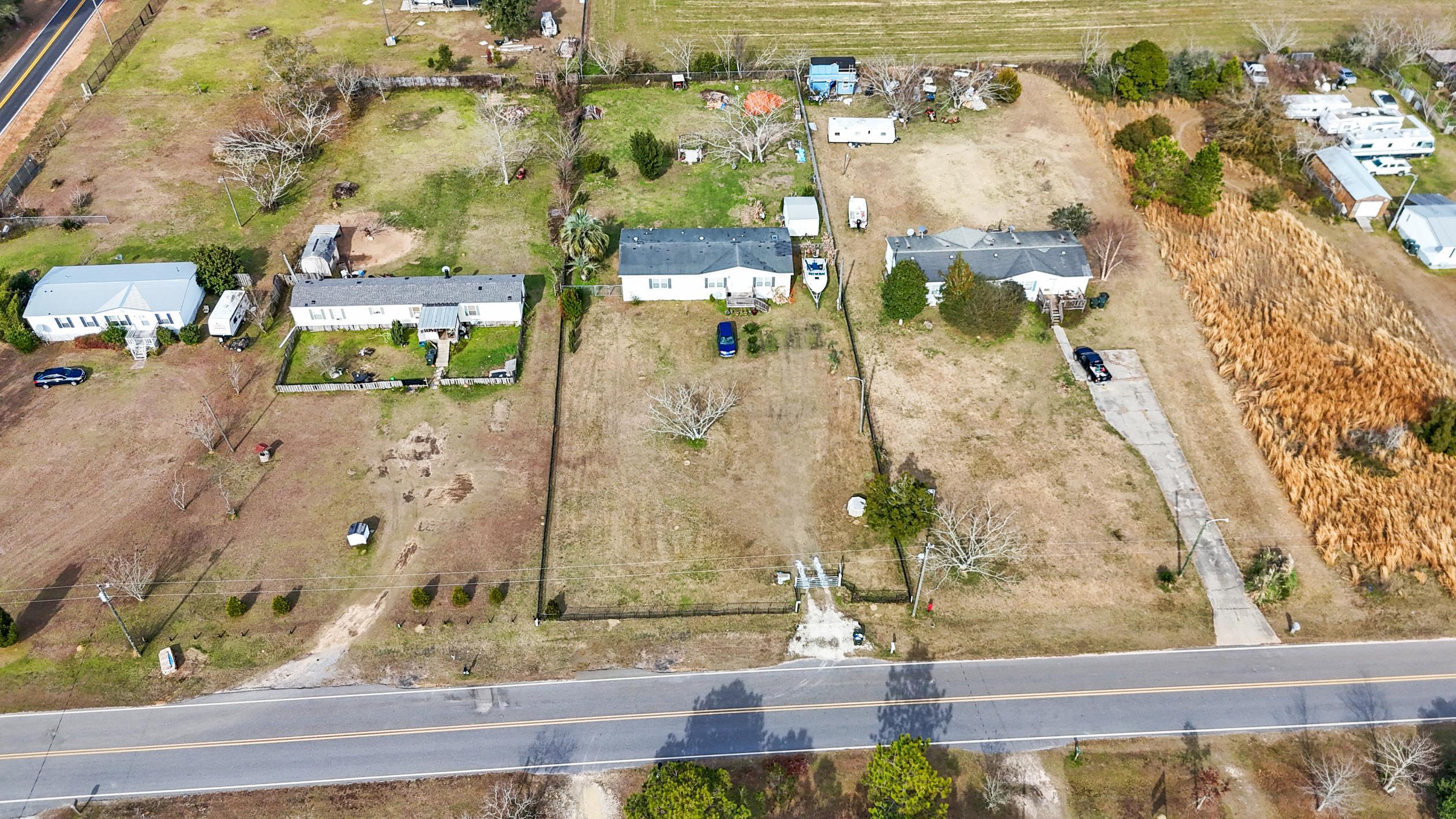 33045 Gilley Road Lillian, AL 36549 - Photo 17 of 22