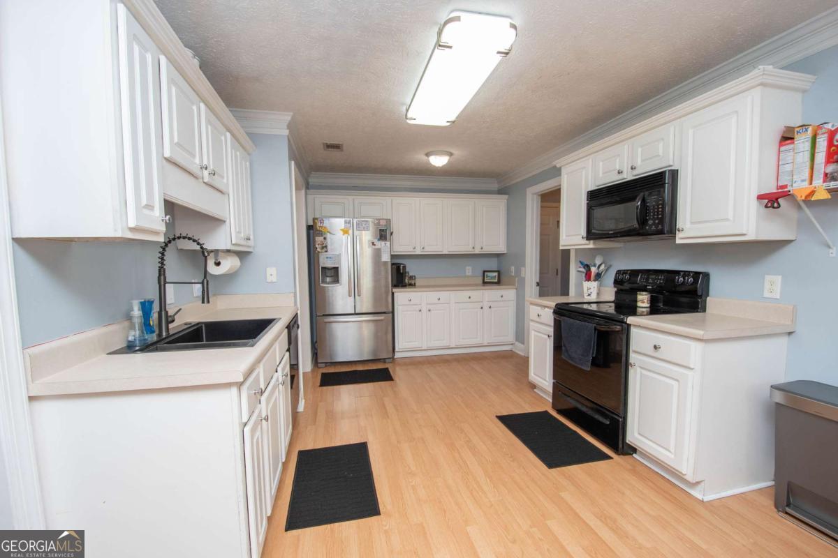 1368 Glass Bridge Road LaGrange, GA 30240 - Photo 12 of 32