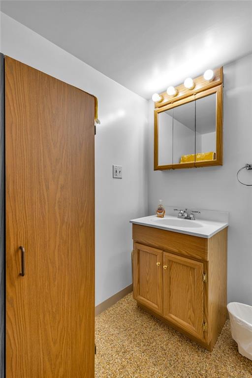 420 Elm Road Ambridge, PA 15003 - Photo 22 of 39 Gallery Image 22