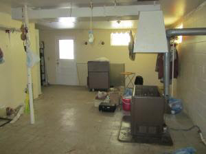 935 Art Gallery Road Bedford, IN 47421 - Photo 10 of 14 Gallery Image 10