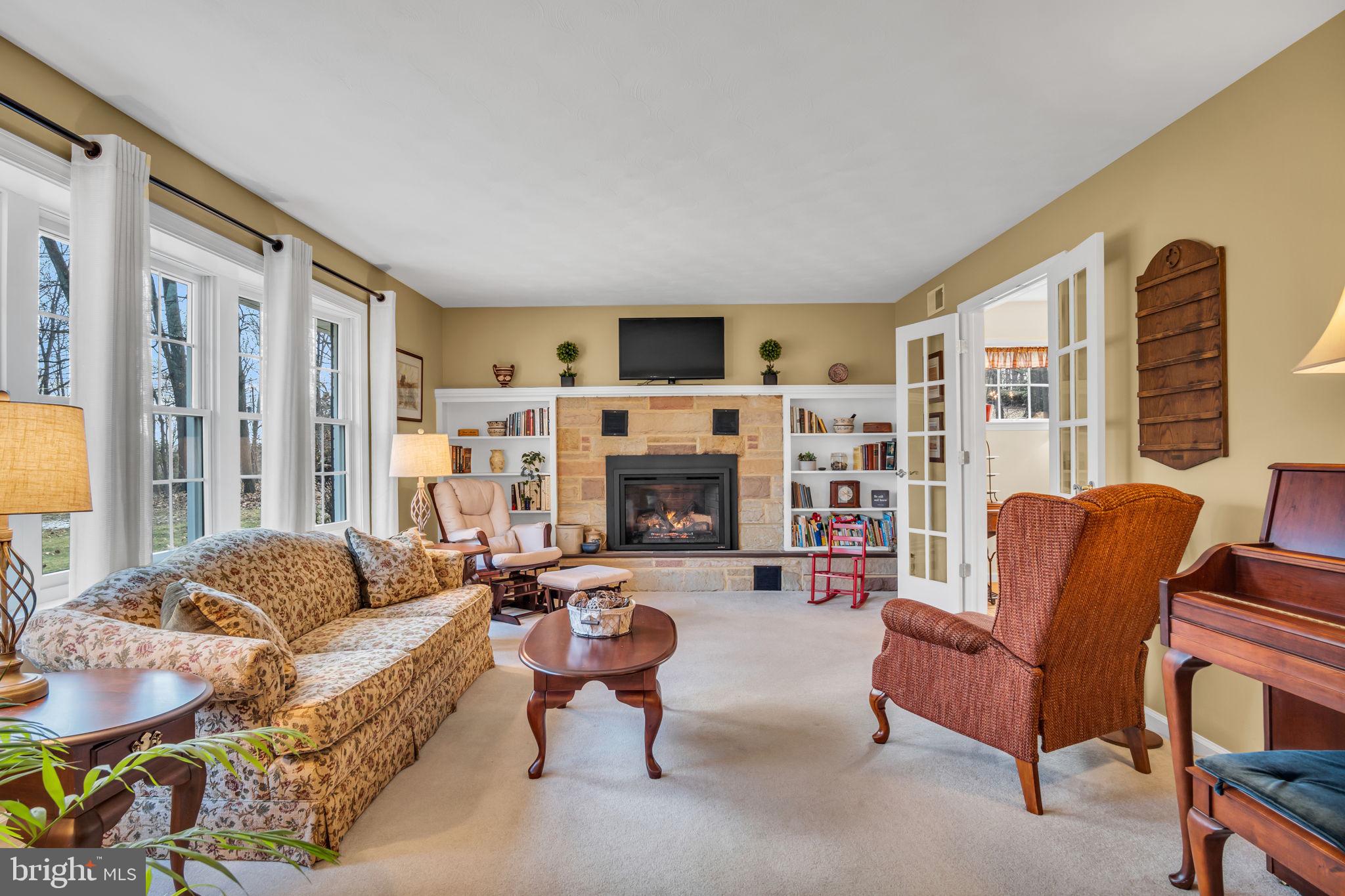 145 Maple Hill Drive Etters, PA 17319 - Photo 5 of 49