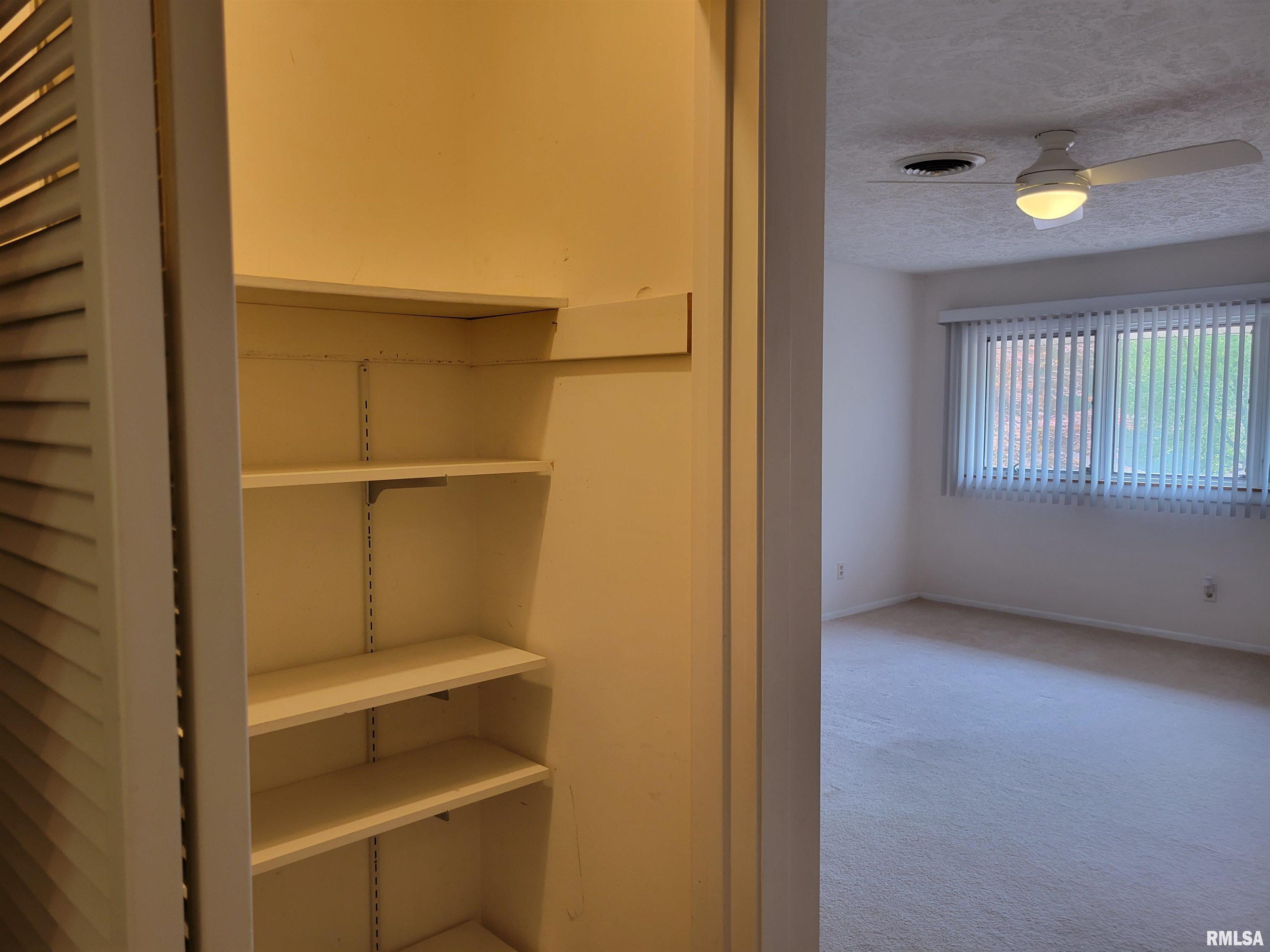 35 Country Place, Unit 35 Springfield, IL 62703 - Photo 25 of 26