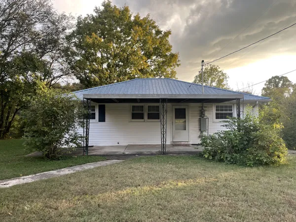 $1,600 | 1666 Rock Products Road, Columbia, TN 38401