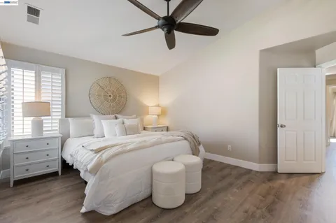 $1,685,000 | 377 Squirrel Ridge Way, Danville, CA 94506