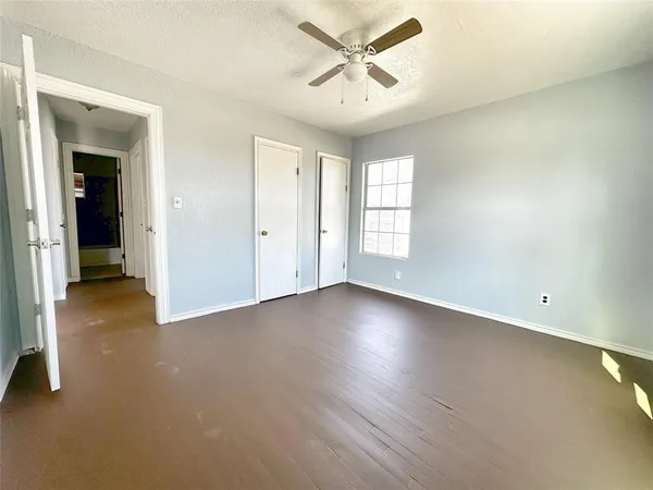 $1,200 | 2125 Grayson Avenue, Fort Worth, TX 76106