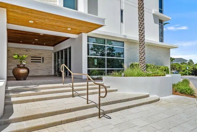 $5,295,000 | 3820 East County Highway 30A, Unit 307, Santa Rosa Beach, FL 32459