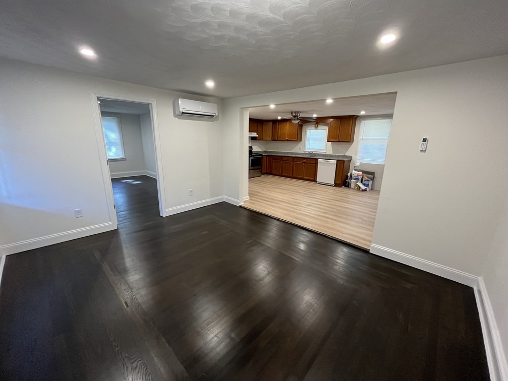 16 Main Street Sutton, MA 01590 - Photo 14 of 33