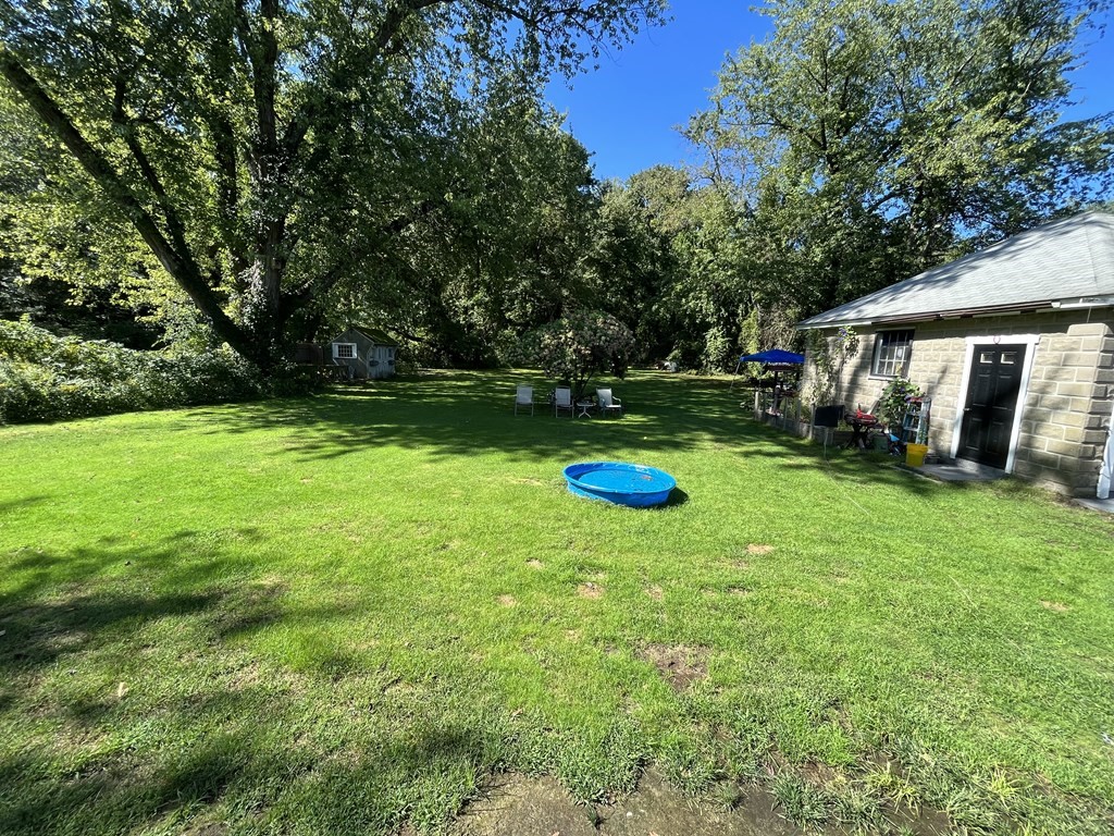 16 Main Street Sutton, MA 01590 - Photo 3 of 33