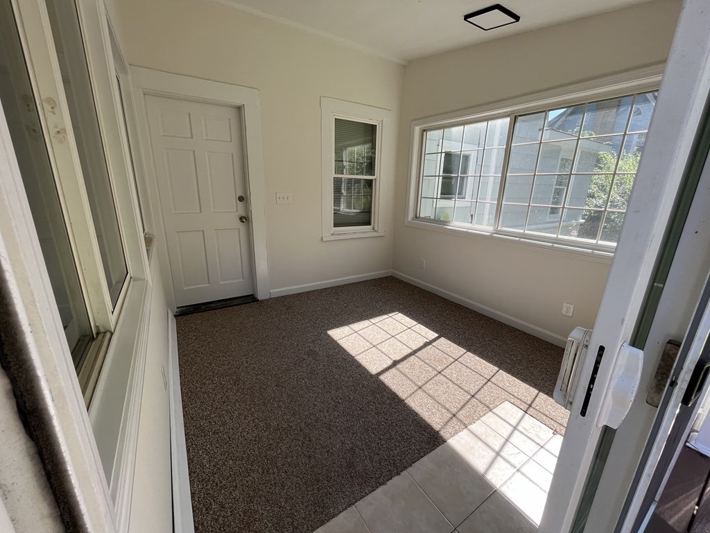 16 Main Street Sutton, MA 01590 - Photo 6 of 33