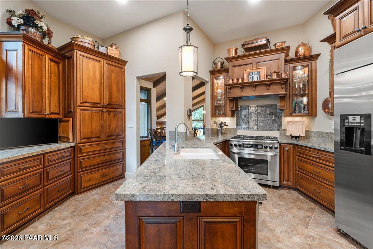 1684 Stable Rock Road Prescott, AZ 86303 - Photo 5 of 67 20-Kitchen