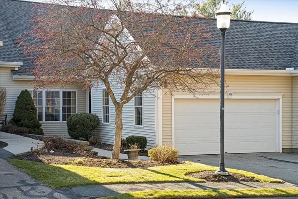 $650,000 | 101 Orchard Meadow Drive, Unit 59, Shrewsbury, MA 01545
