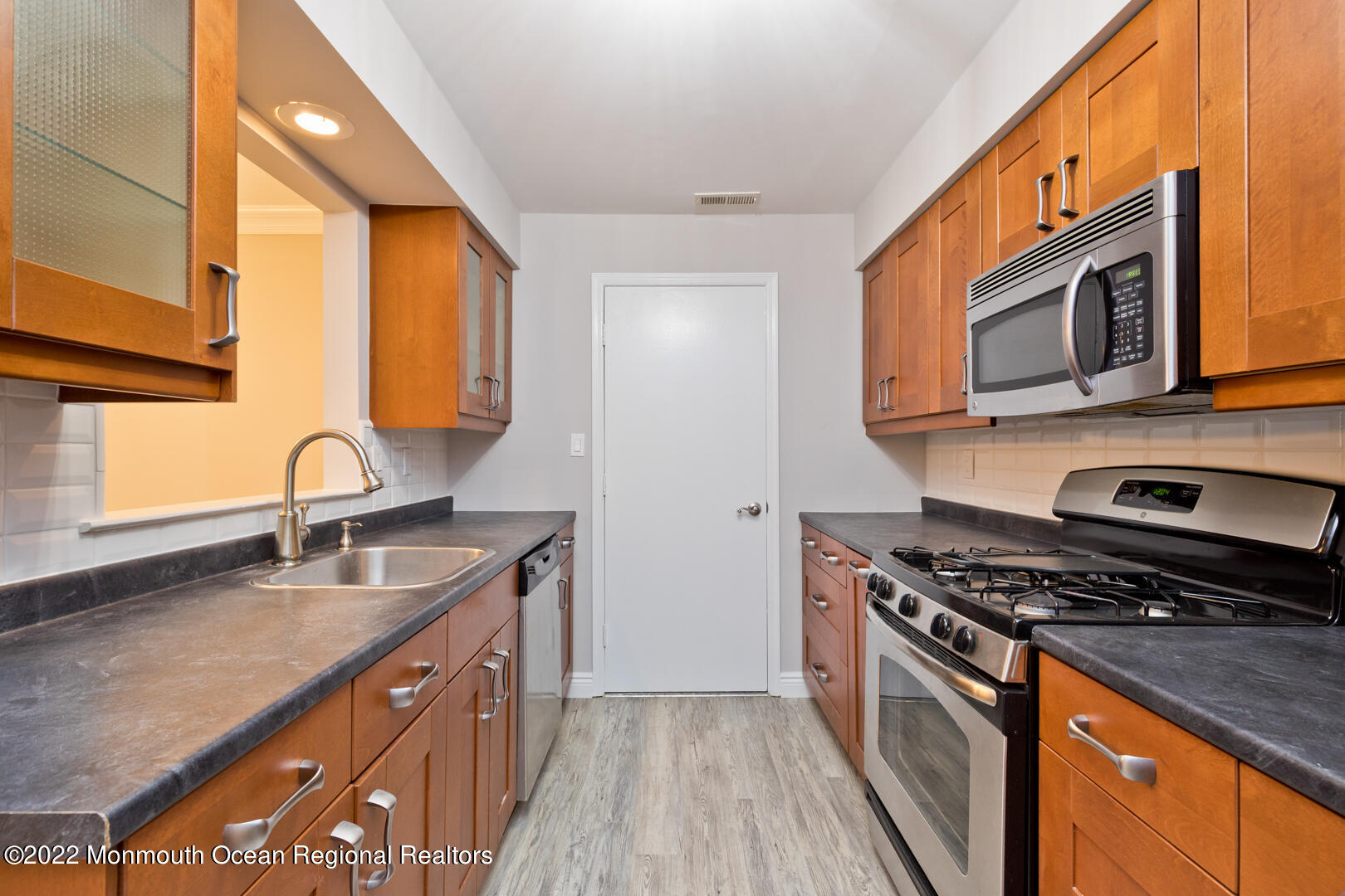 35 Racquet Road Wall, NJ 07719 - Photo 13 of 25 Kitchen pic 2