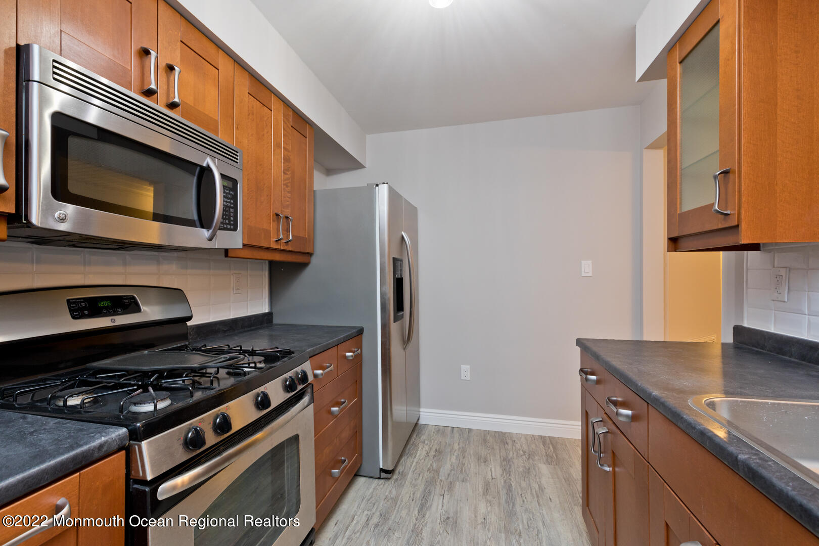 35 Racquet Road Wall, NJ 07719 - Photo 15 of 25 Kitchen pic 4