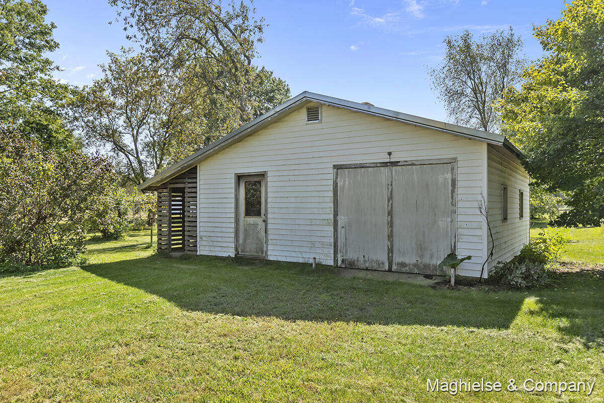 5485 Johnson Road Greenville, MI 48838 - Photo 18 of 20 IMG_1016