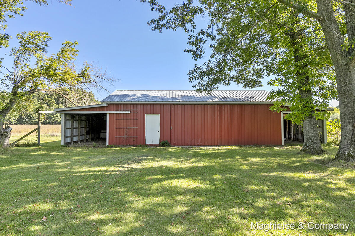 5485 Johnson Road Greenville, MI 48838 - Photo 2 of 20 IMG_1018