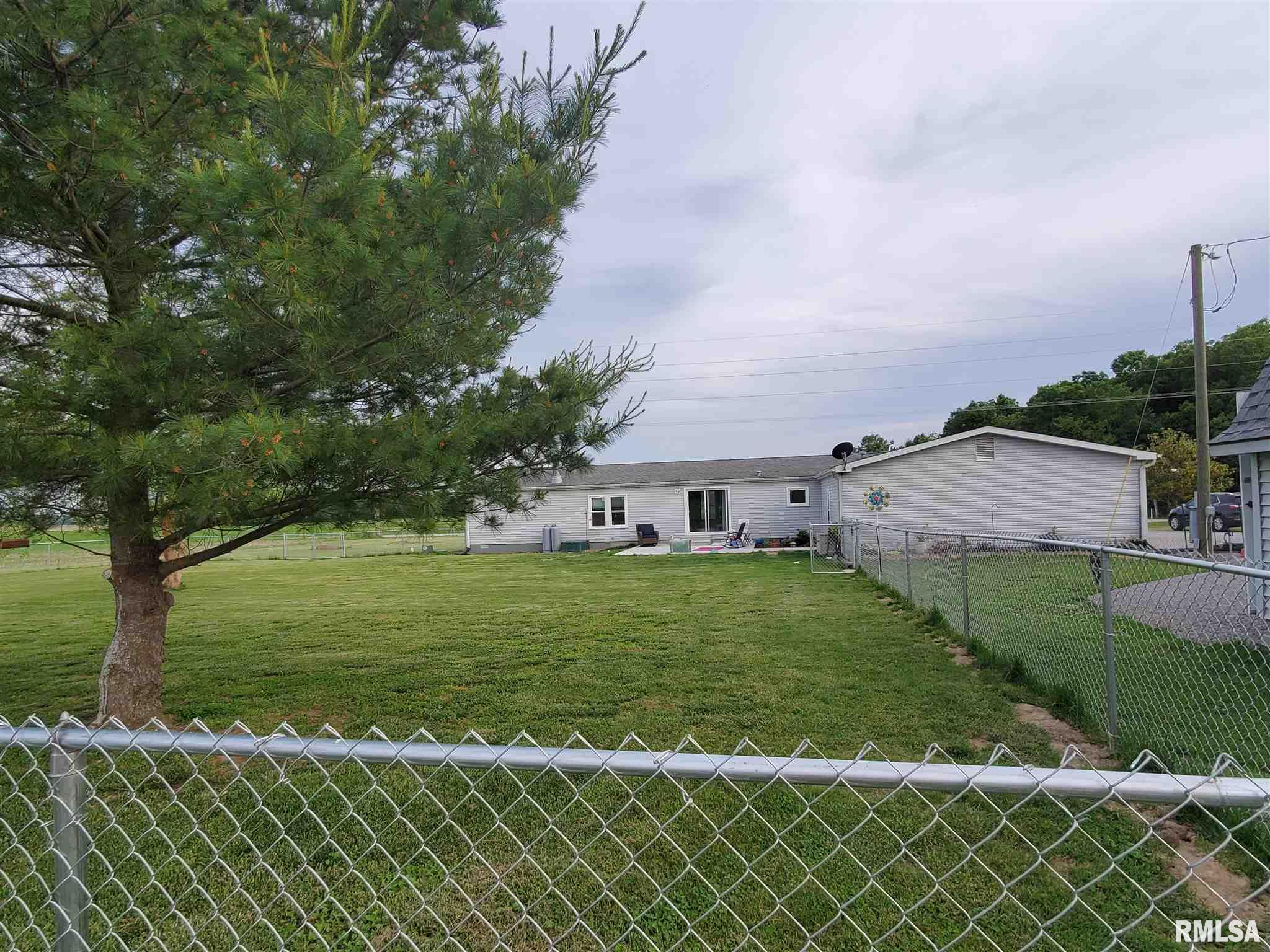 2551 Cedar Point Road Raleigh, IL 62977 - Photo 5 of 30 Gallery Image 5
