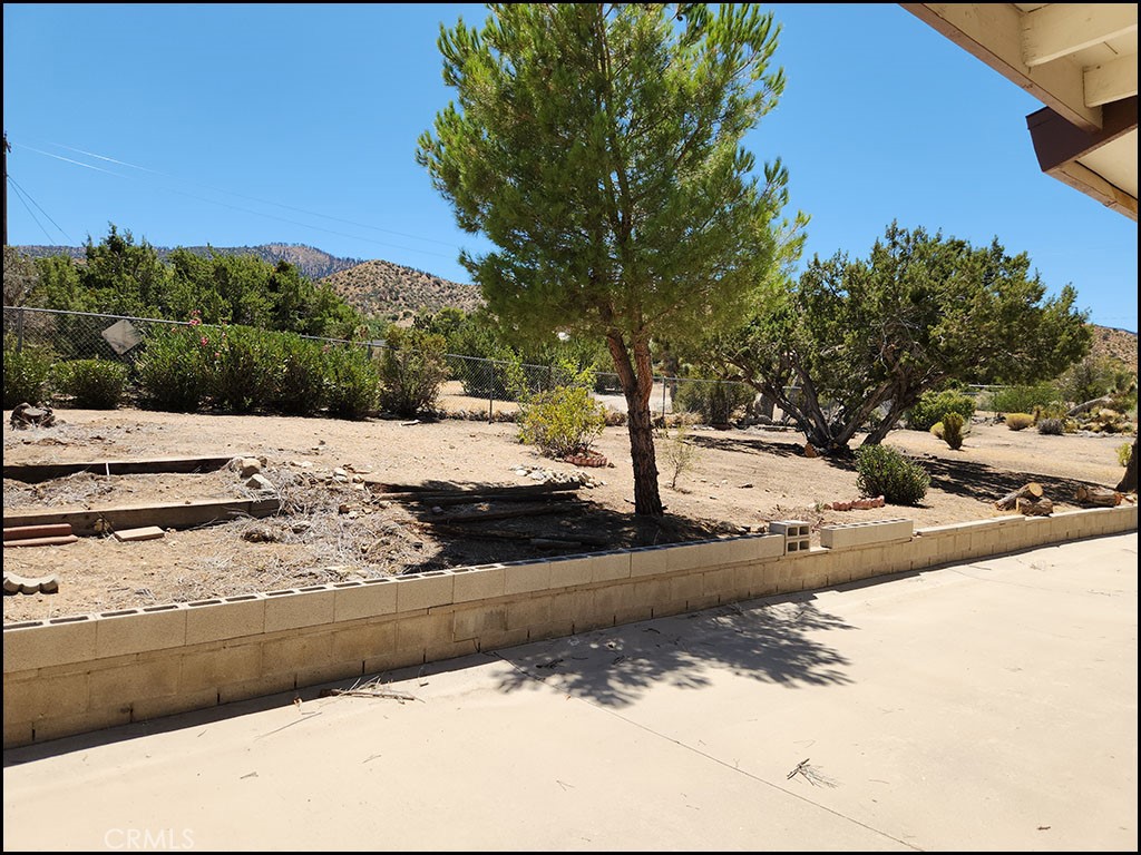 9425 Mountain Road Pinon Hills, CA 92372 - Photo 42 of 49 Gallery Image 42