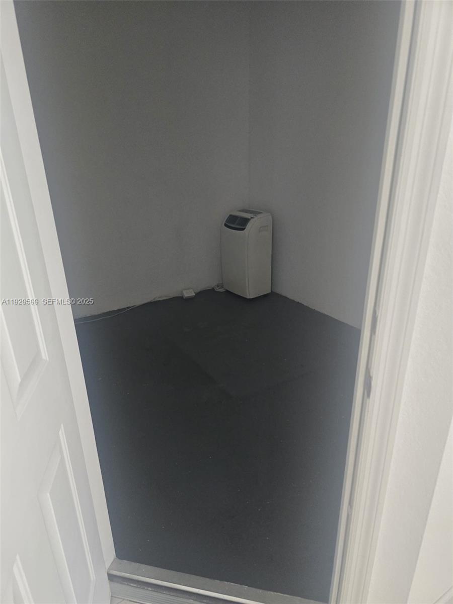 3399 West 90th Terrace Hialeah, FL 33018 - Photo 20 of 59 a view of cupboard