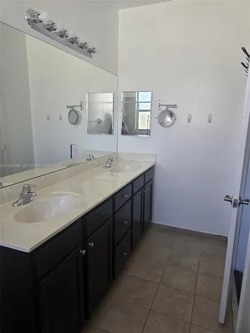 $3,699 | 3399 West 90th Terrace, Hialeah, FL 33018