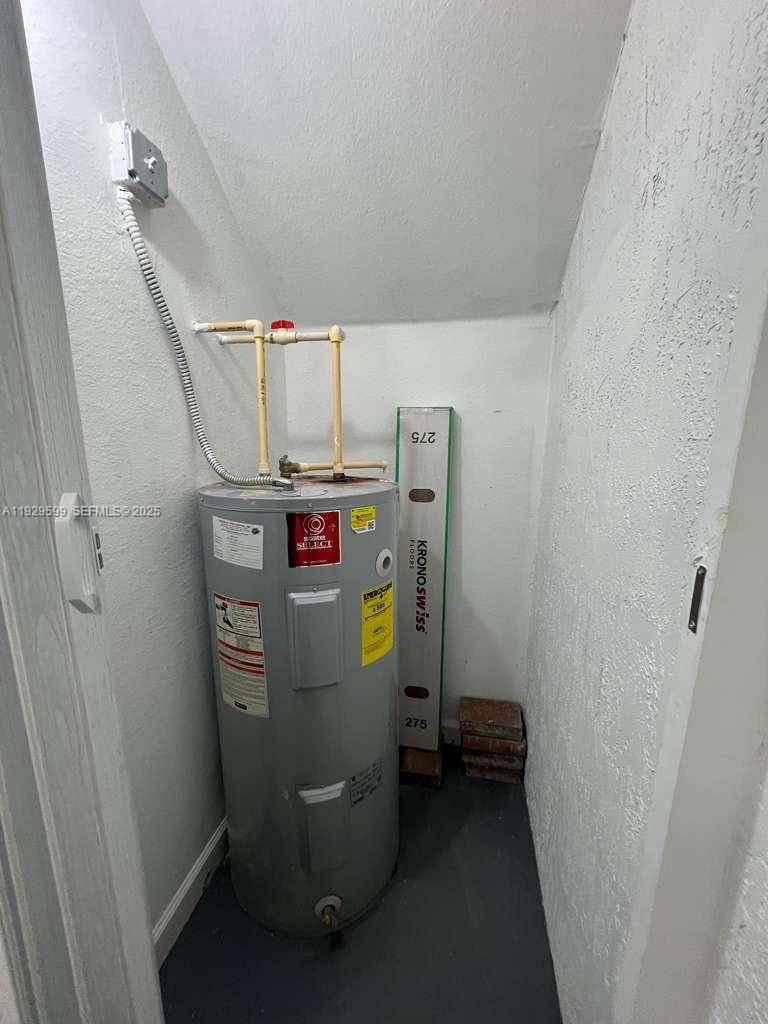 3399 West 90th Terrace Hialeah, FL 33018 - Photo 58 of 59