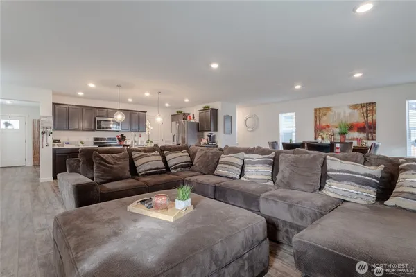 $567,000 | 848 Vine Maple Street Southeast, Olympia, WA 98503