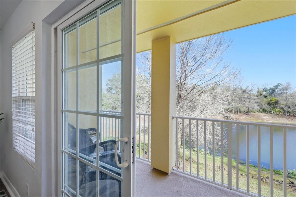 9038 White Sage Loop Lakewood Ranch, FL 34202 - Photo 6 of 52 a view of a balcony