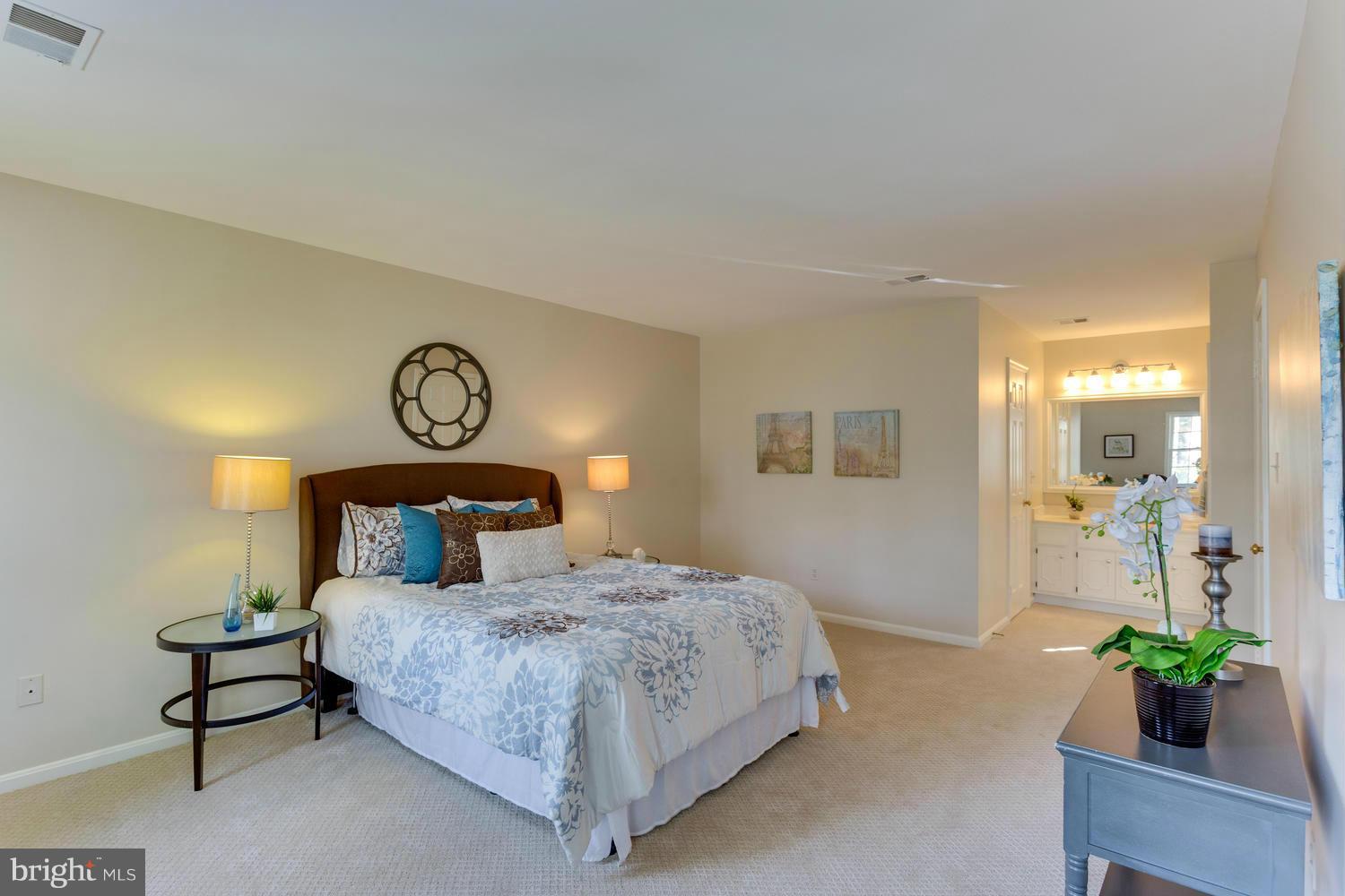 7048 Arbor Lane McLean, VA 22101 - Photo 20 of 30 Bedroom (Master)