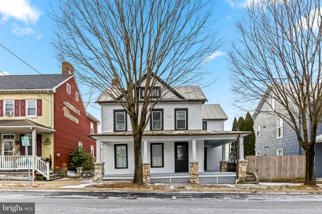 $2,200 | 3268 Main Street, Manchester, MD 21102