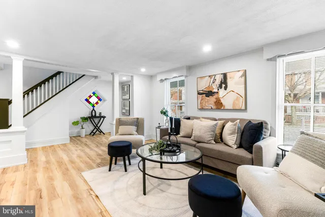 $2,200 | 3268 Main Street, Manchester, MD 21102