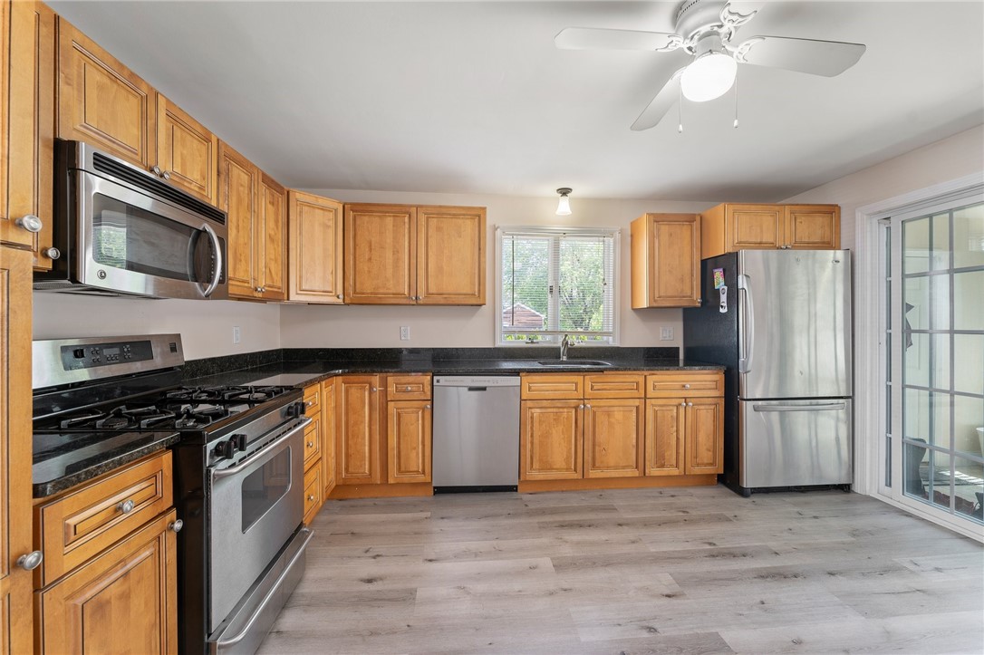 26 Appleton Avenue Pawtucket, RI 02860 - Photo 11 of 46 Gallery Image 11