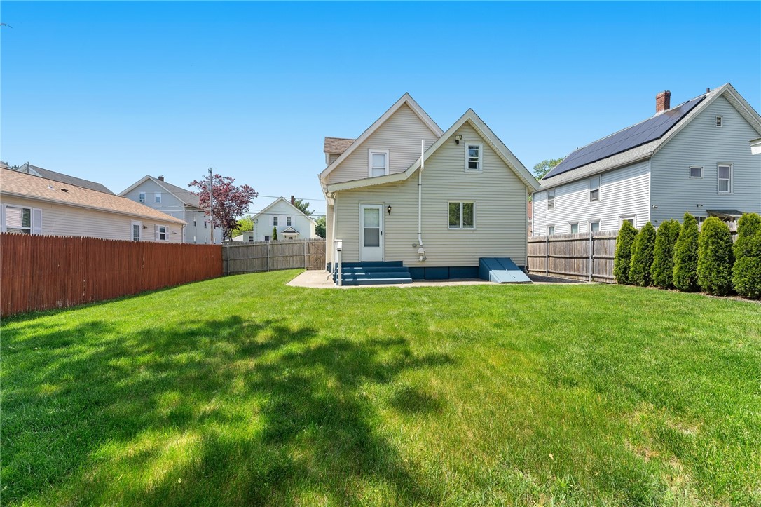26 Appleton Avenue Pawtucket, RI 02860 - Photo 40 of 46 Gallery Image 40