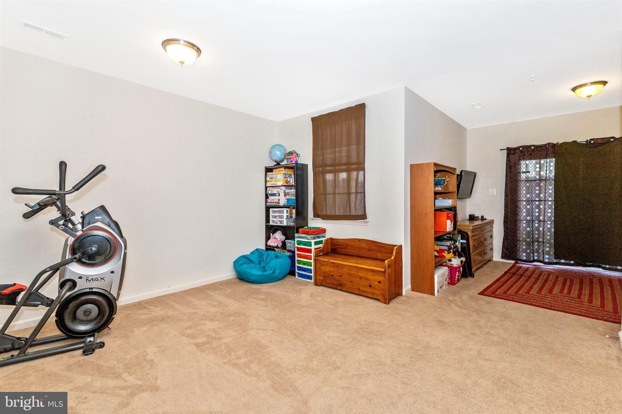 13034 Yellow Jacket Road Hagerstown, MD 21740 - Photo 12 of 43 Gallery Image 12