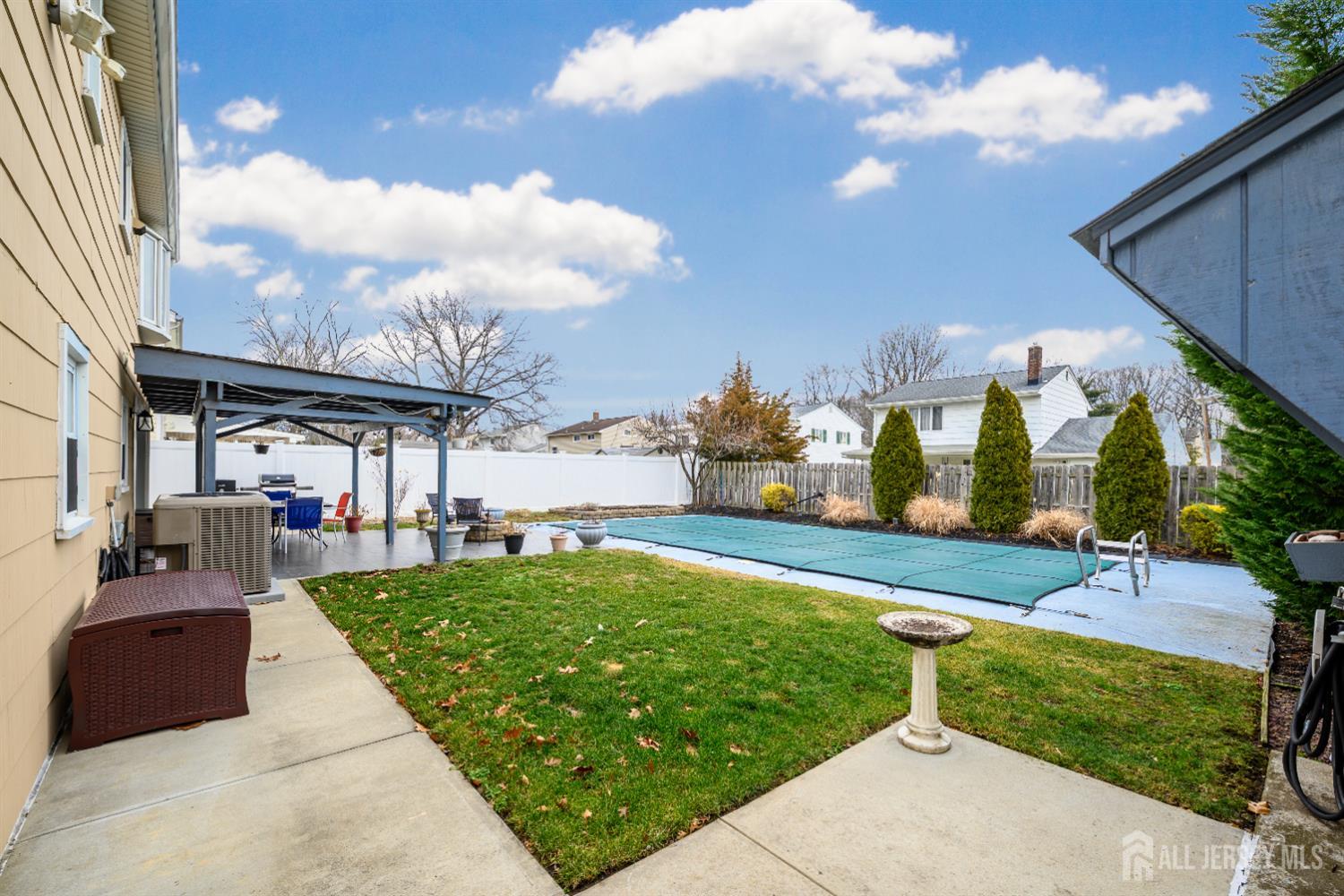 178 Grant Avenue Colonia, NJ 07067 - Photo 28 of 39 a view of a backyard