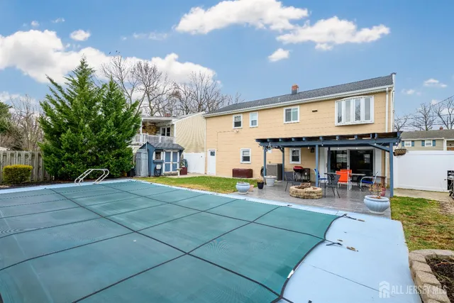 $629,000 | 178 Grant Avenue, Colonia, NJ 07067