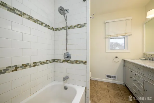 $629,000 | 178 Grant Avenue, Colonia, NJ 07067