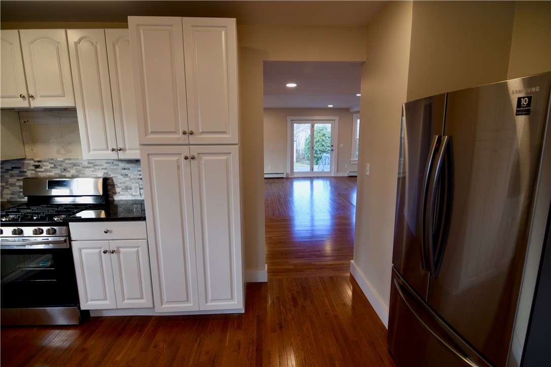 584 Bound Road Woonsocket, RI 02895 - Photo 9 of 35