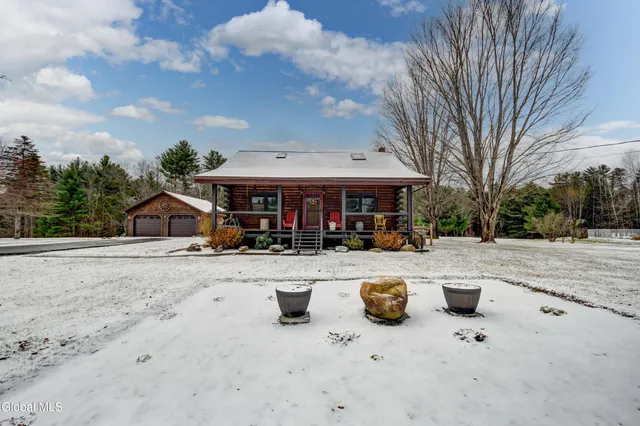 $350,000 | 253 County Highway 102, Gloversville, NY 12078