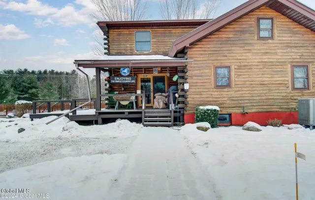 $350,000 | 253 County Highway 102, Gloversville, NY 12078