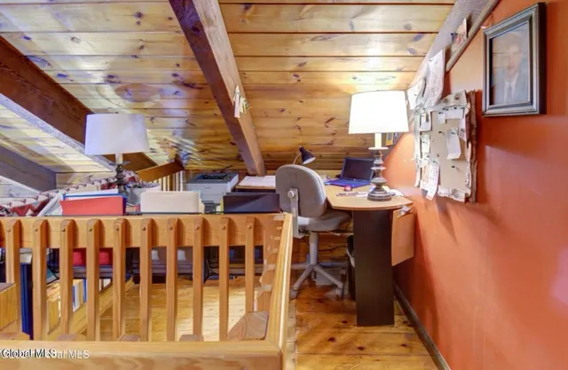 $350,000 | 253 County Highway 102, Gloversville, NY 12078