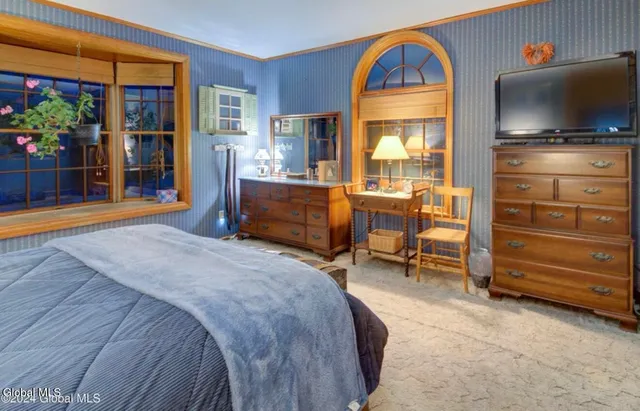 $350,000 | 253 County Highway 102, Gloversville, NY 12078