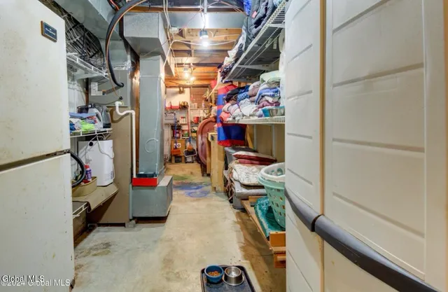 $350,000 | 253 County Highway 102, Gloversville, NY 12078