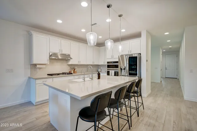 $4,500 | 26523 North Thornhill Drive, Peoria, AZ 85383