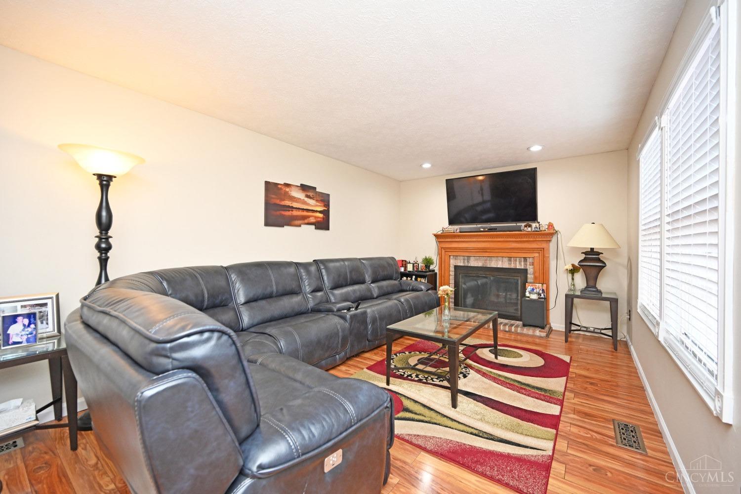 3423 Blue Rock Road Cincinnati, OH 45247 - Photo 16 of 41 Gallery Image 16