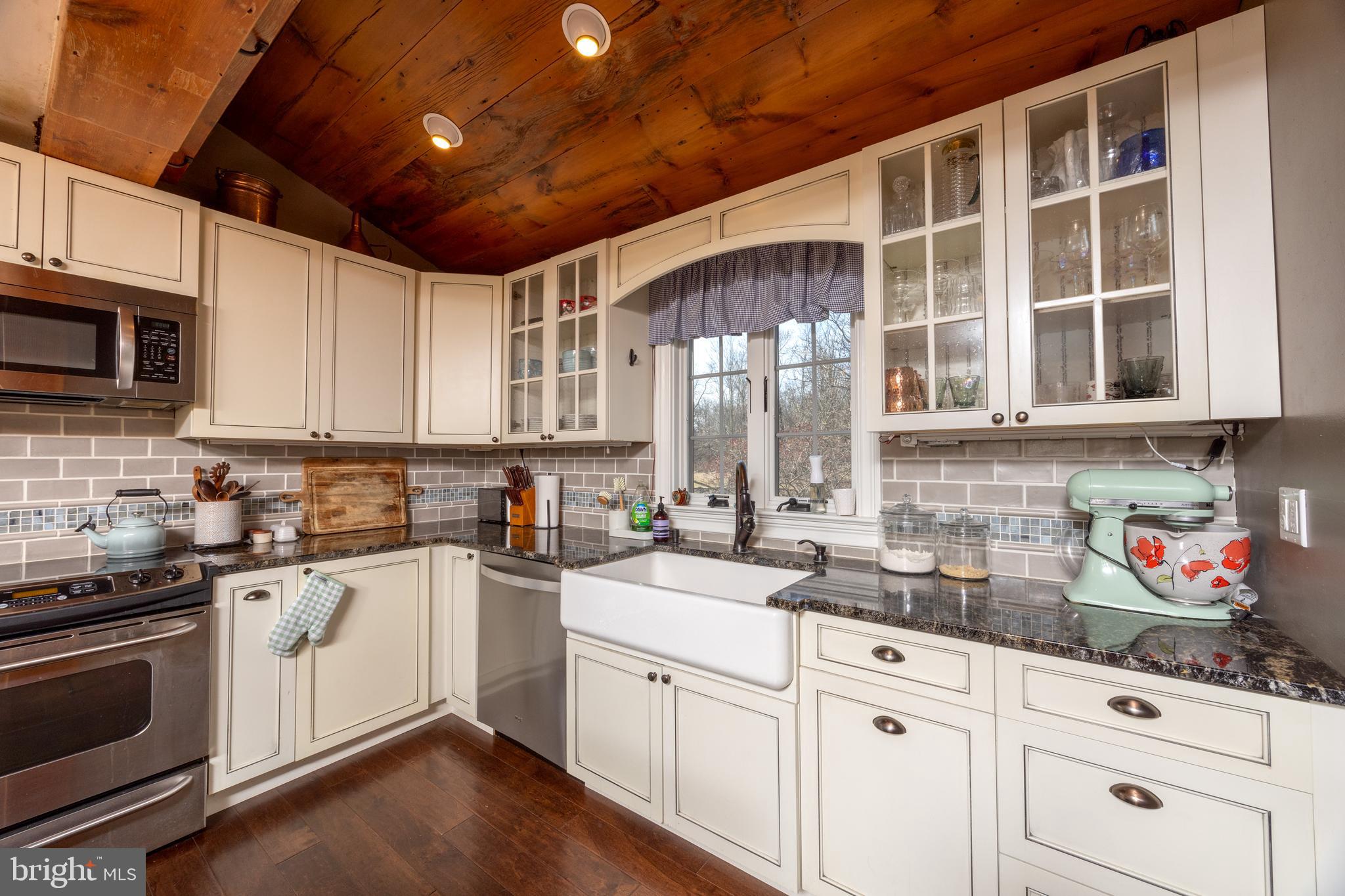 1684 Chestnut Ridge Road Upper Black Eddy, PA 18972 - Photo 12 of 29