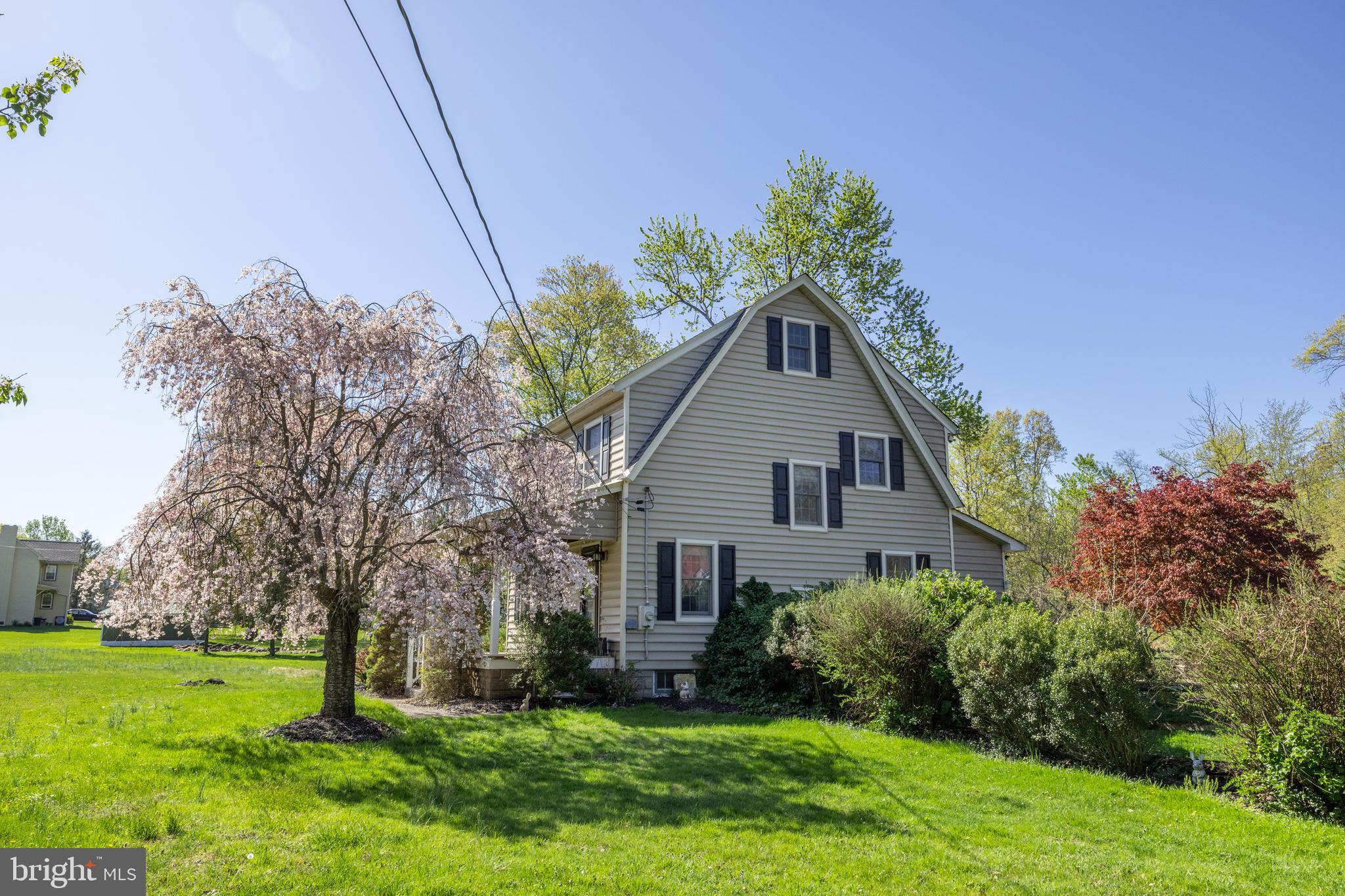1684 Chestnut Ridge Road Upper Black Eddy, PA 18972 - Photo 2 of 29