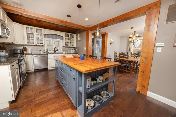 $575,000 | 1684 Chestnut Ridge Road, Upper Black Eddy, PA 18972