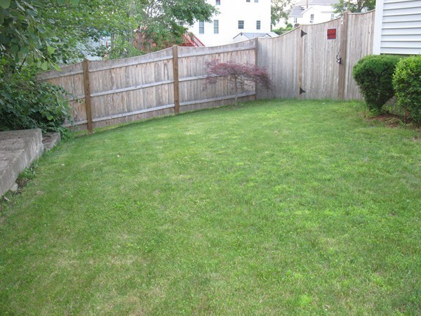 3 Beach Webster Ma Charlton, MA 01507 - Photo 5 of 27