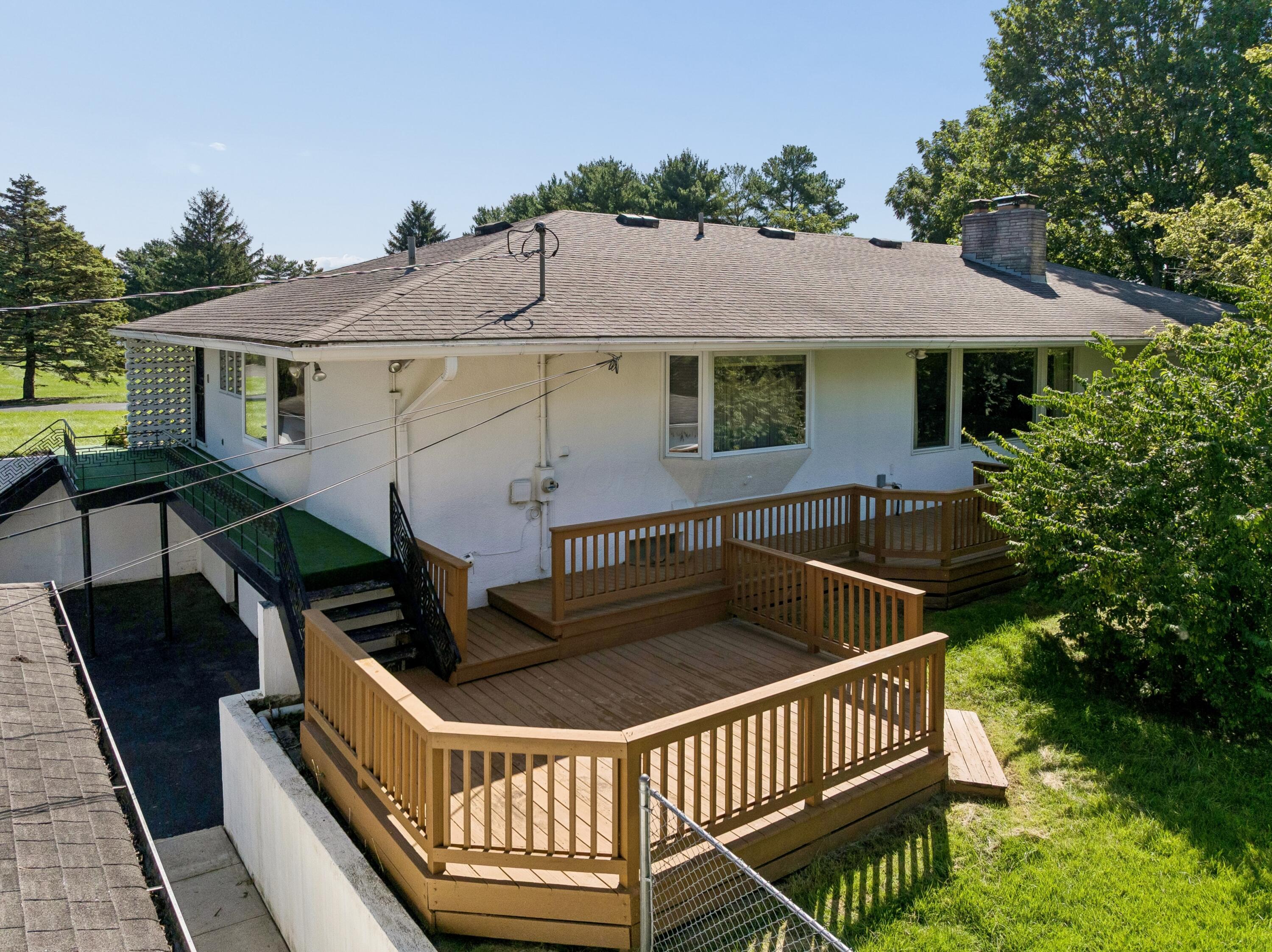 121 Hubbard Road Galloway, OH 43119 - Photo 53 of 71 Grilling deck off the kitchen